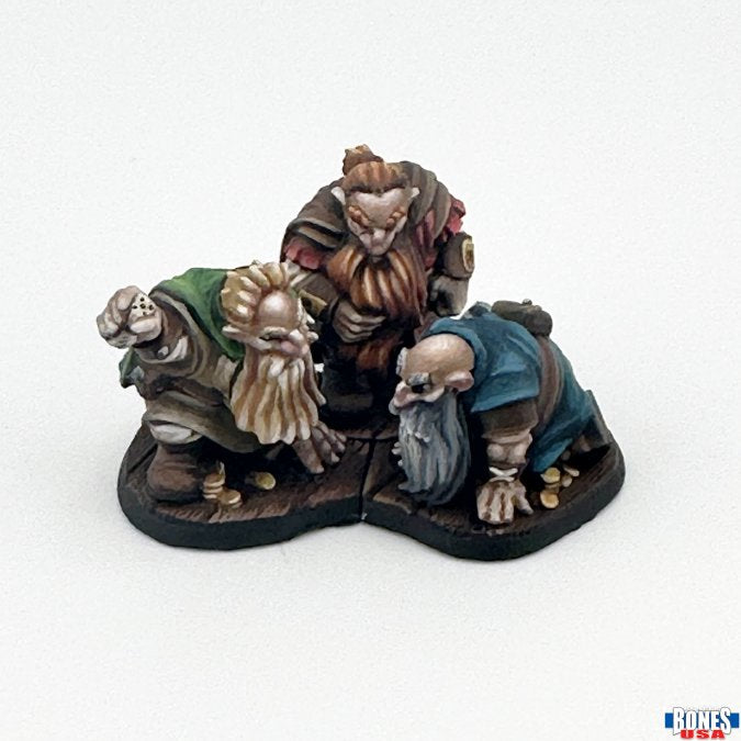 Townsfolk Gambling Dwarves (3) - 30138